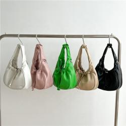 Soft PU Leather Ruched Fashion Designer Hobo Handbags Famous Brands Clutch Hand Bag Custom Long Chain Crossbody Bag