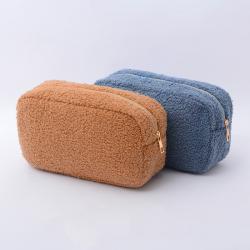 Eco Friendly Winter Soft Warm Fluff Furry Fuzzy Velvet Cosmetic Organizer Zipper 0Pouch Bag Women Teddy Makeup Bag