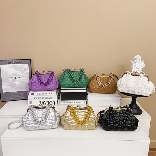 Nice Design Chain Designer Shoulder Bags Large Capacity Buckle Women Fashion Handbags Famous Brands Luxury Designer Bags Ladies
