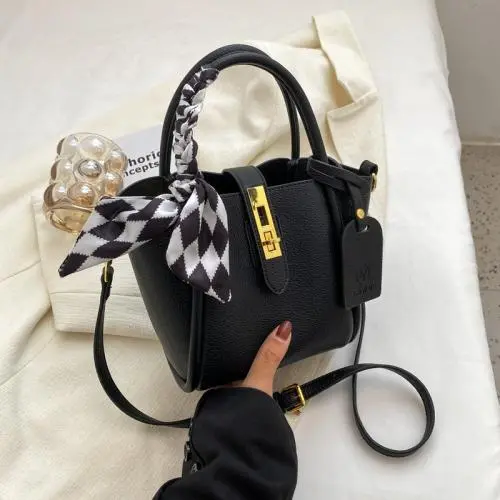 Silk scarf portable handbag factory bag wholesale quality handbags handbag factory bag wholesale Lychee pattern bucket bag