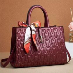 2022 New Style Pure Color Diamond Lattice Woman's Bag Scarves Embossing Soft Leather Single Shoulder Bag Fashion Simple Handbag