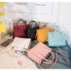 Hot Sale Women's Ladies Handbags Manufacturer Wholesale Crocodile Pattern Mini Women's Shoulder Bag