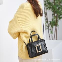 Wholesale factory women's handbag 2024 new design fashion women's shoulder bags small square crossbody messenger bags for women