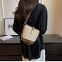 ZWY086 2024 Fashion Women Tote Straw Beach Bag Summer New Casual Daily Bucket Bag Wholesale Hot Sale Woven Crossbody Bag