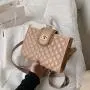 Diamond Lattice Thread Bag 2021 Spring New Fashion Messenger Bag Small Square Zipper Chain Bag with Lock