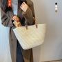 Wholesale bolsos de mujer Straw Woven Bag Ins Shoulder Tote Bag New Summer Trend Beach Bag For Women