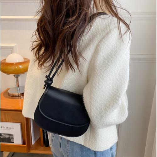 2022 Women's Underarm Bag New Fashion Single Shoulder Crossbody Bag Retro Saddle PU Cover Ladies Bag