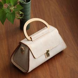 2023 New Leather Lady's Bag Vegetable Tanned Manual Bags Original Japanese Mist Wax Leather Portable Bag