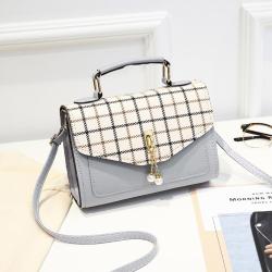 Wholesale women Fashion 2021 PU Leather ladies crossbody mini purses and handbag with  pearls